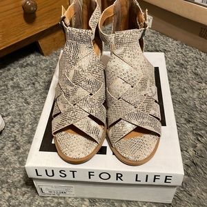 Snake pattern Chunky Heel